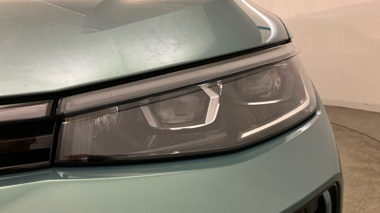 Volkswagen Passat 1.5 eTSI R-Line 5dr DSG Petrol Estate